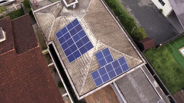 Sistema de energia solar do cliente Everton em Parque Guarani, Joinville